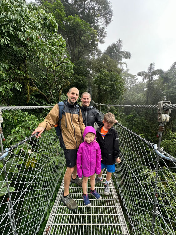 gallery-hanging-bridges-01